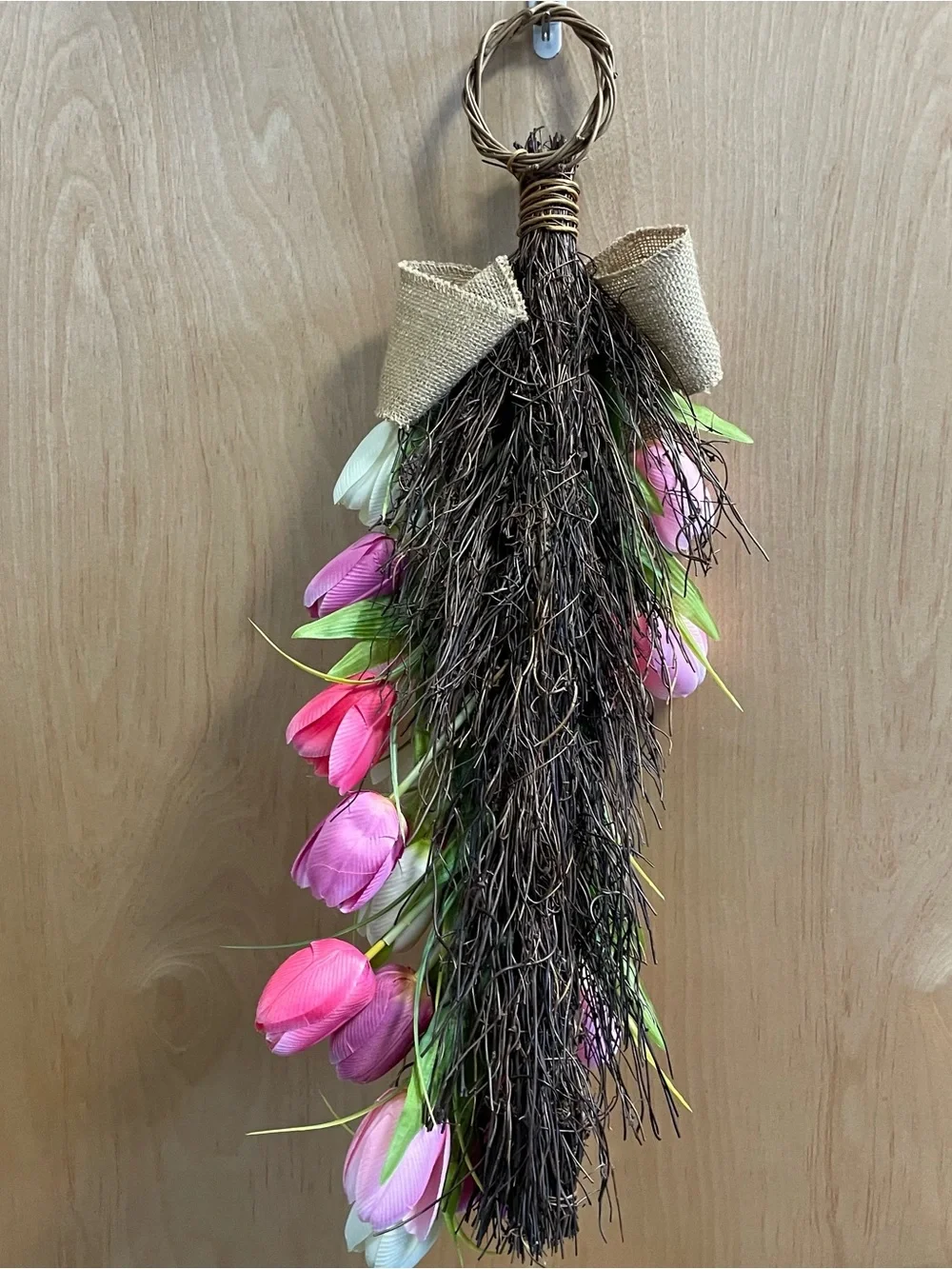 Tulip Grapevine Swag/Wreath 24” Long